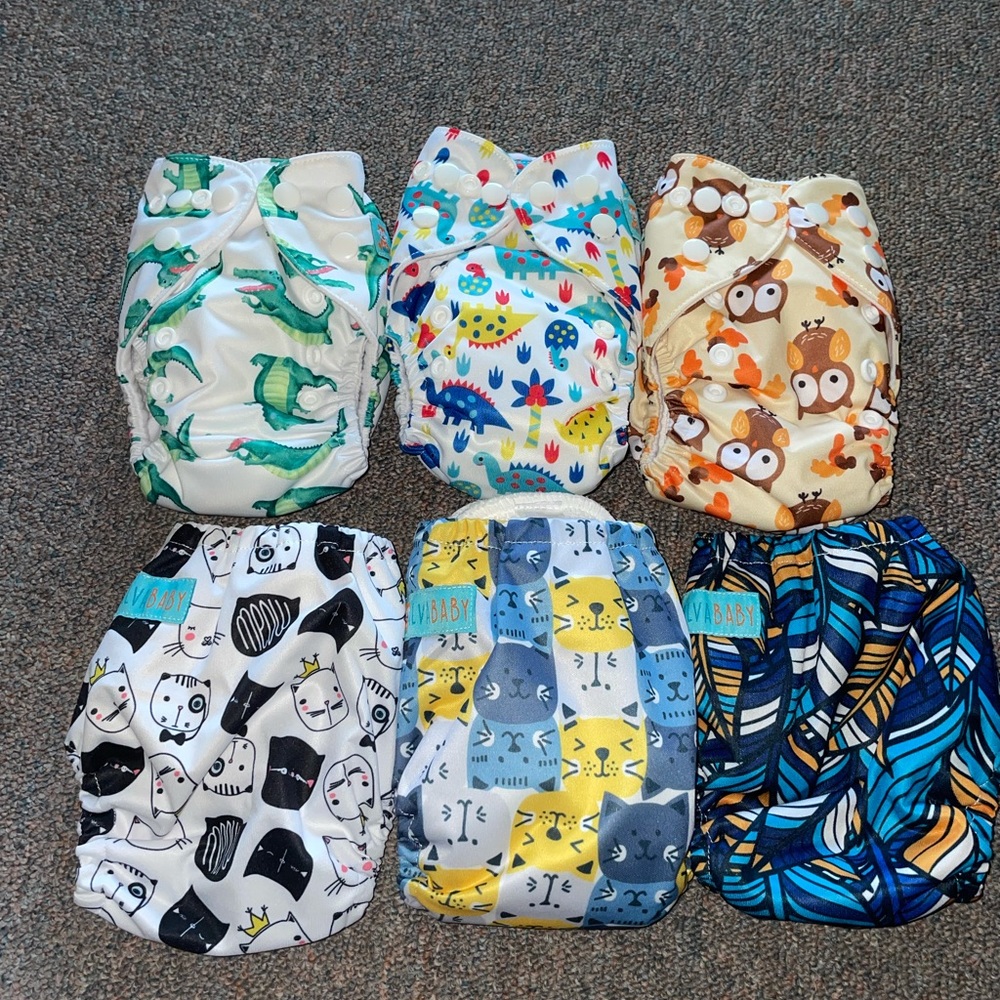 Unisex cloth diapers